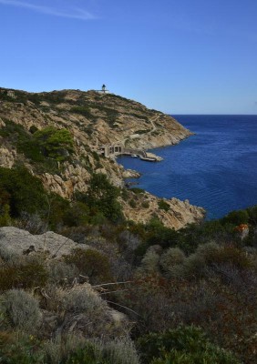 7_Revellata_lighthouse