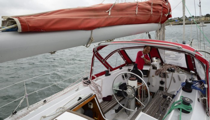 Sundy qui remonte la quille avant l'échouage sur l'ile de Batz