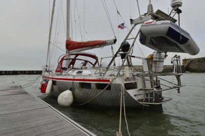 Arbutus battling the waves while being tied up to the dock. sorry. 