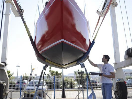 <a title="Baladin" href="https://www.arbutus.ecogium.fr/sailing/">Read about our adventures with Baladin</a>